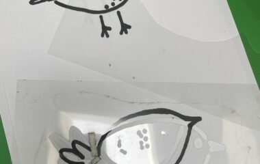 Tegninger og stencils med fugle