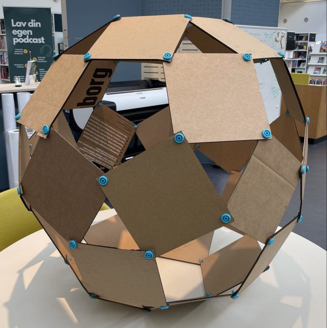 Windball bygget i makedo